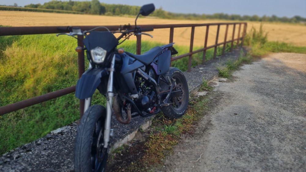 Motorower rieju mrt 50