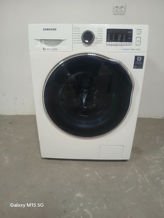 Пральнo- сушильна машина Samsung 8/5кг з Європи. WD80J5A10AW.