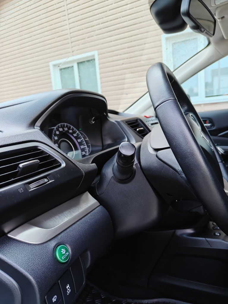 Продам honda cr-v 2.2 дизель.Білий перламутр.Пробіг підтверджений