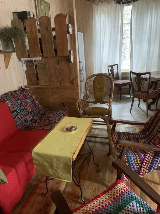 Оренда будиночку з сауною в лісі, біля води.