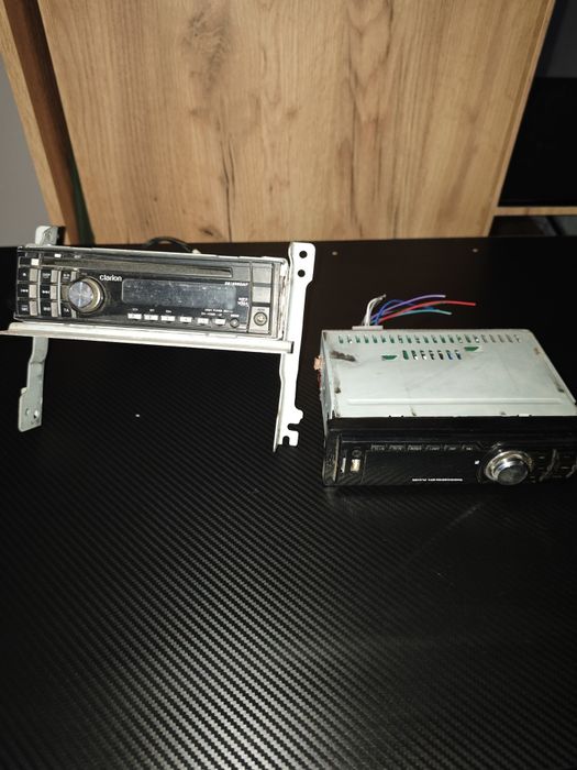 Автомагнітоли 2шт працюючі