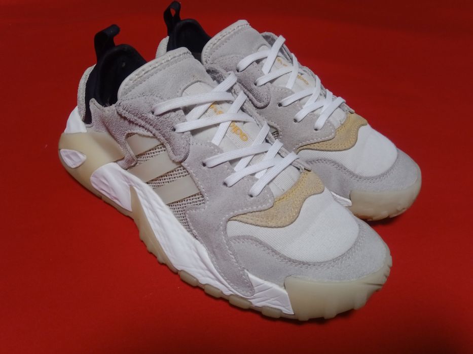 Кросівки Adidas Streetball low fw1215,розмір 36,довжина устілки 23 см
