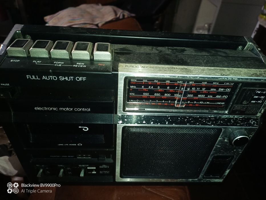 Mais um excelente rádio cassete Philips