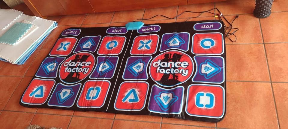 Tapete de dança eletrônico