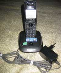 Радиотелефон Panasonic с базой