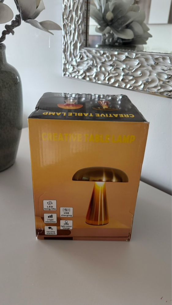 Lampada formato cogumelo