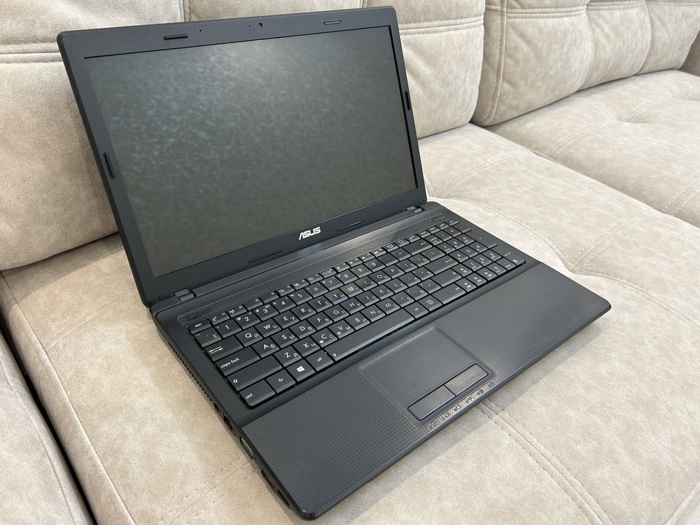 Продам ноутбук Asus X54H в гарному стані