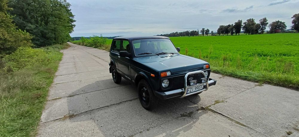 Lada niva 4x4 1.7 lpg prins hak butla pod autem dwa fotele 2011r ładna