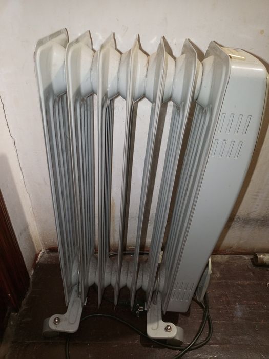 Масляний обігрівач 1199