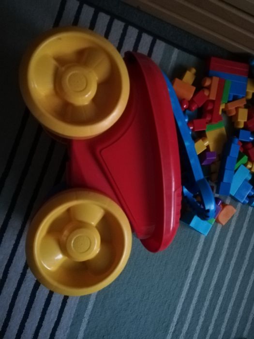 Przyczepa samozbierajaca klocki Mega bloks