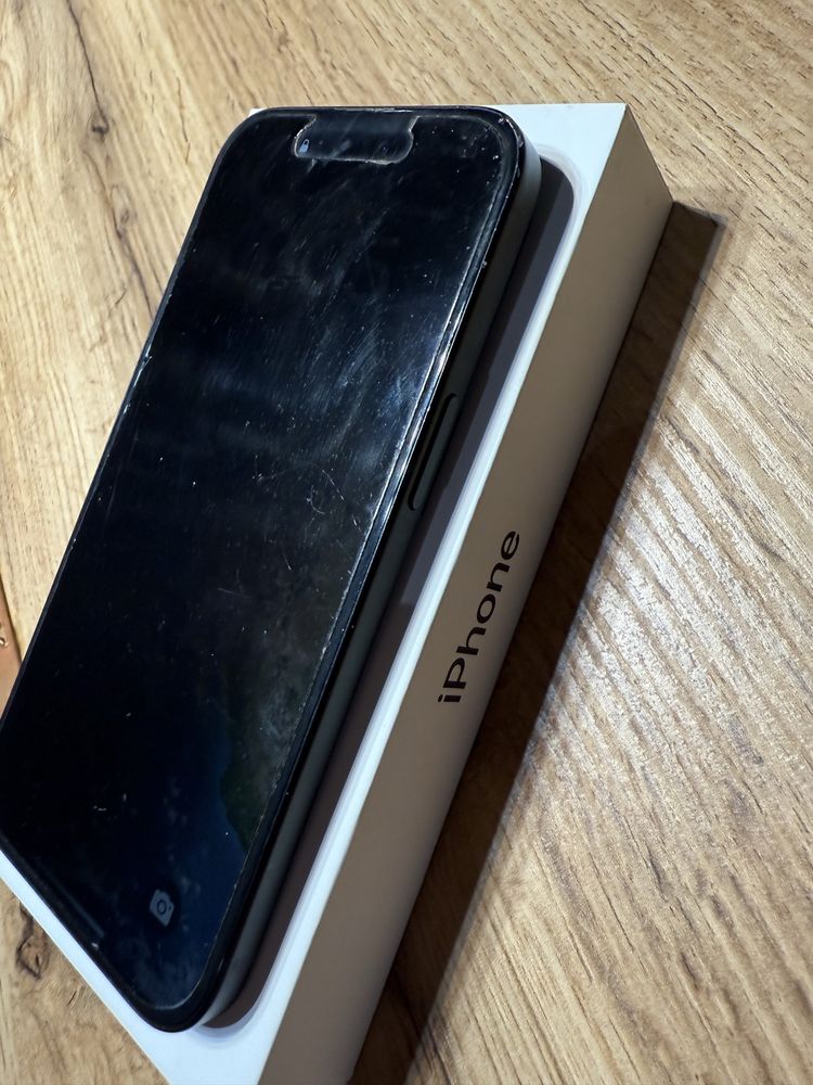 Iphone 15 na gwarancji