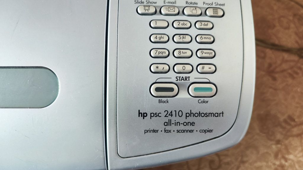 Принтер струменевий Epson Stylus sx130 та HP psc 2410