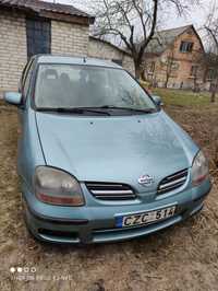 Nissan almera tino