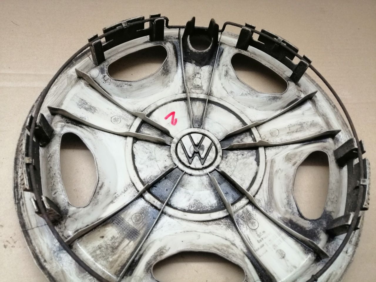 Kołpak 13 do VW POLO 87-93 rok. Jedna sztuka.