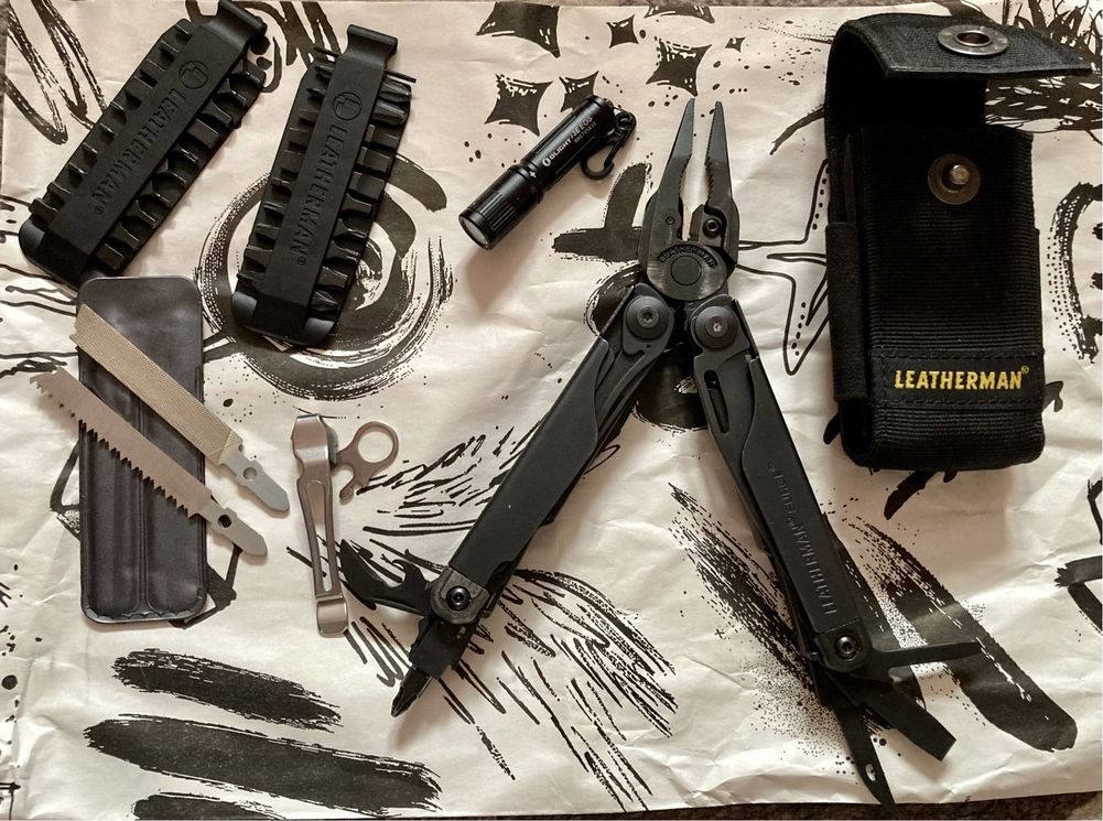 Leatherman surge black bit Kit klips kółko pilnik Piła latarka olight