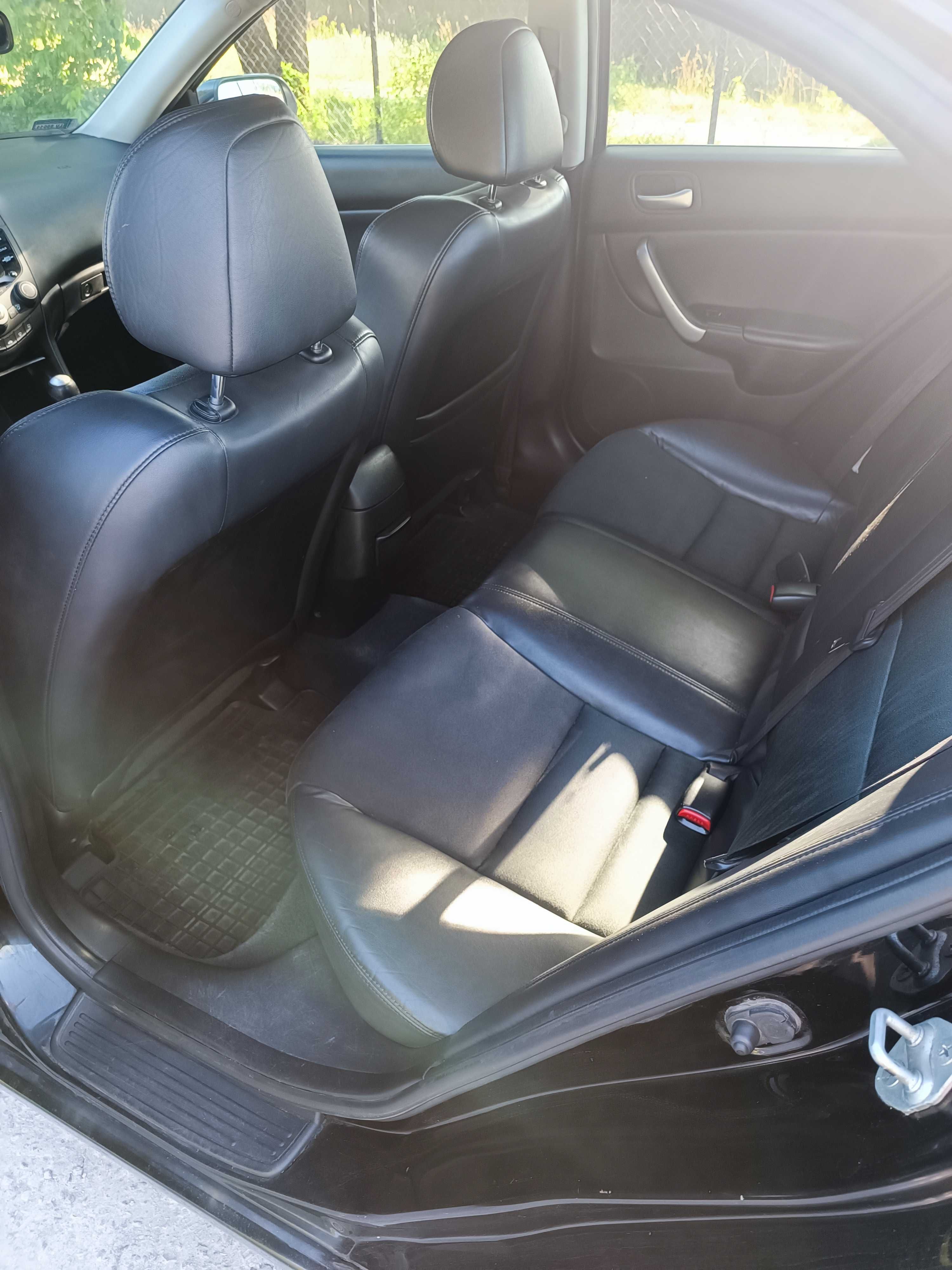 Honda Accord VII