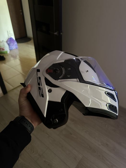 Продам шлем ls 2 около идеальное состояние