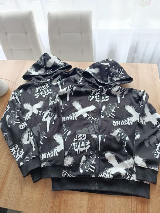 Bluza chłopięca na suwak z kapturem Smyk 152 i 158