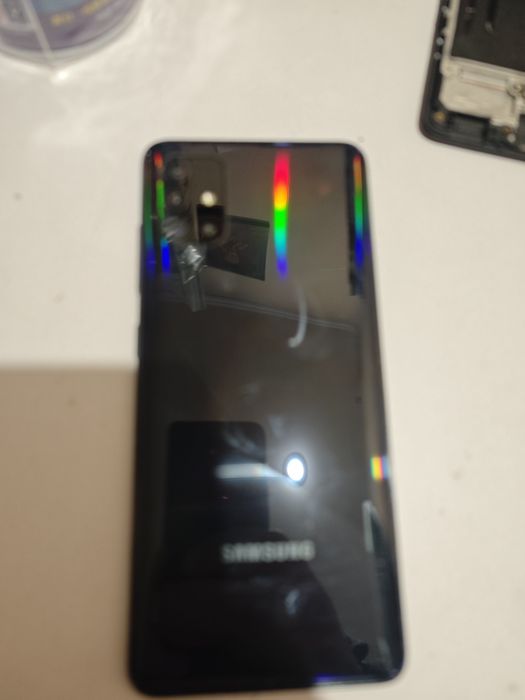 Samsung A51 не вмикається