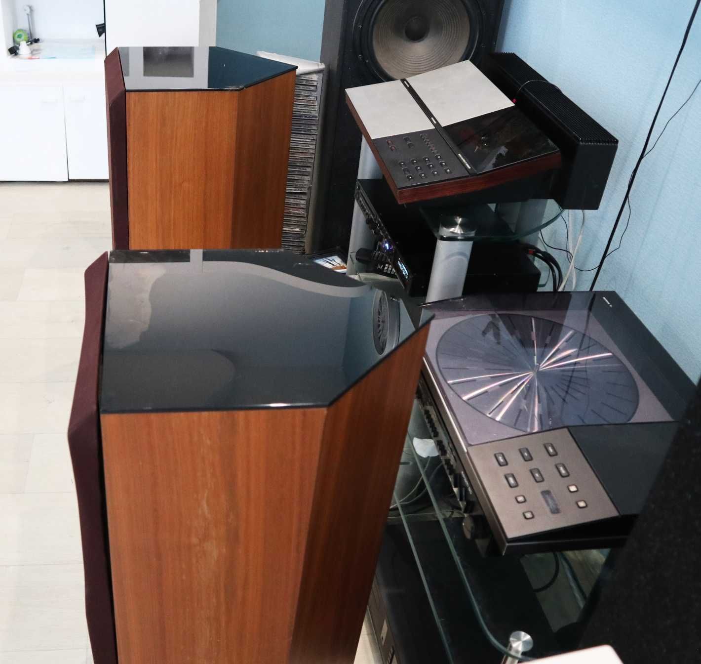 Напольные колонки Bowers and Wilkins DM2000 палисандра 52 кг