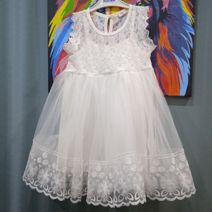 Нарядное платье для девочки