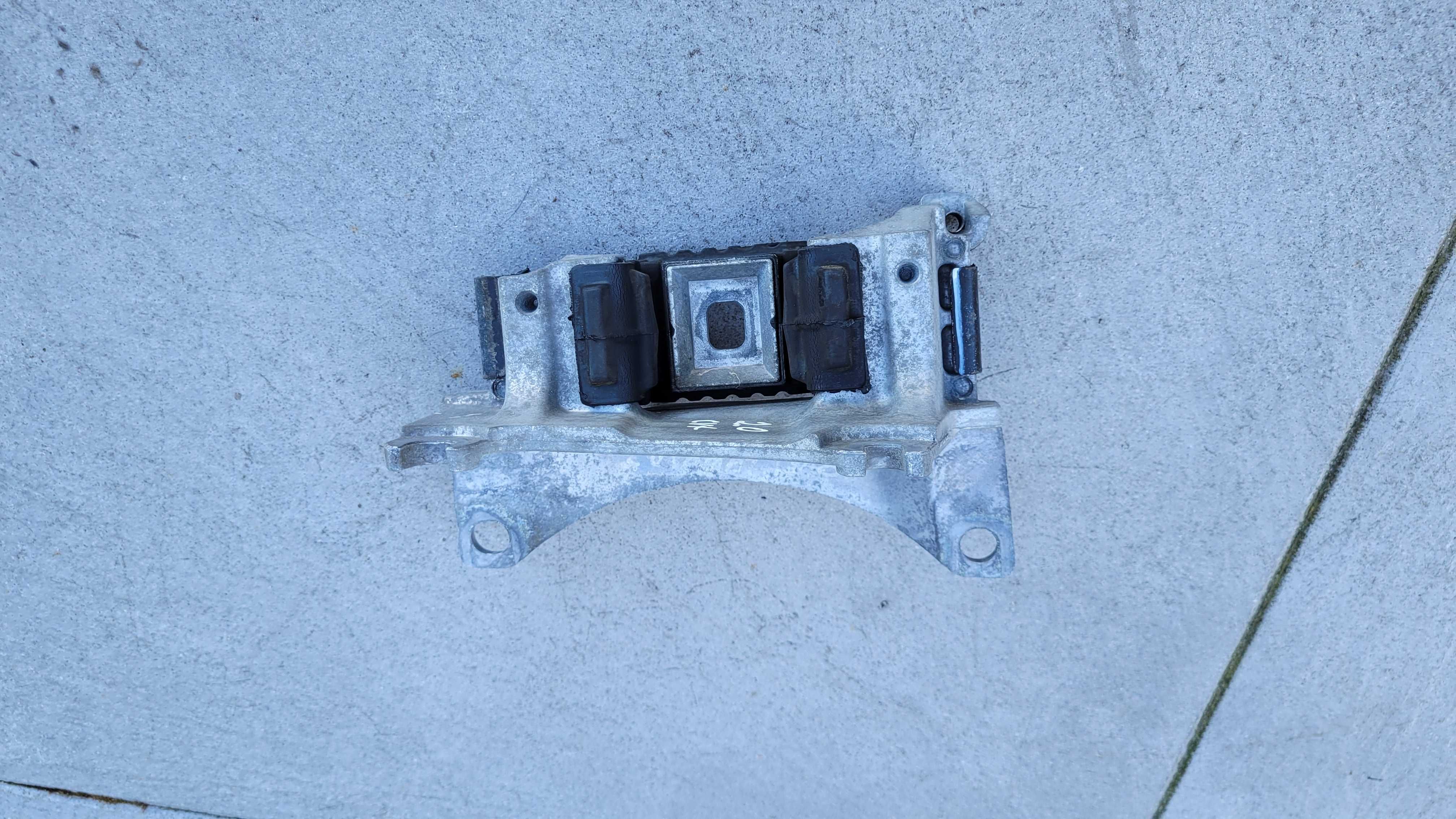 łapa skrzyni biegów 2.0 16V CVT Renault Megane Scenic III 3 11220#6677