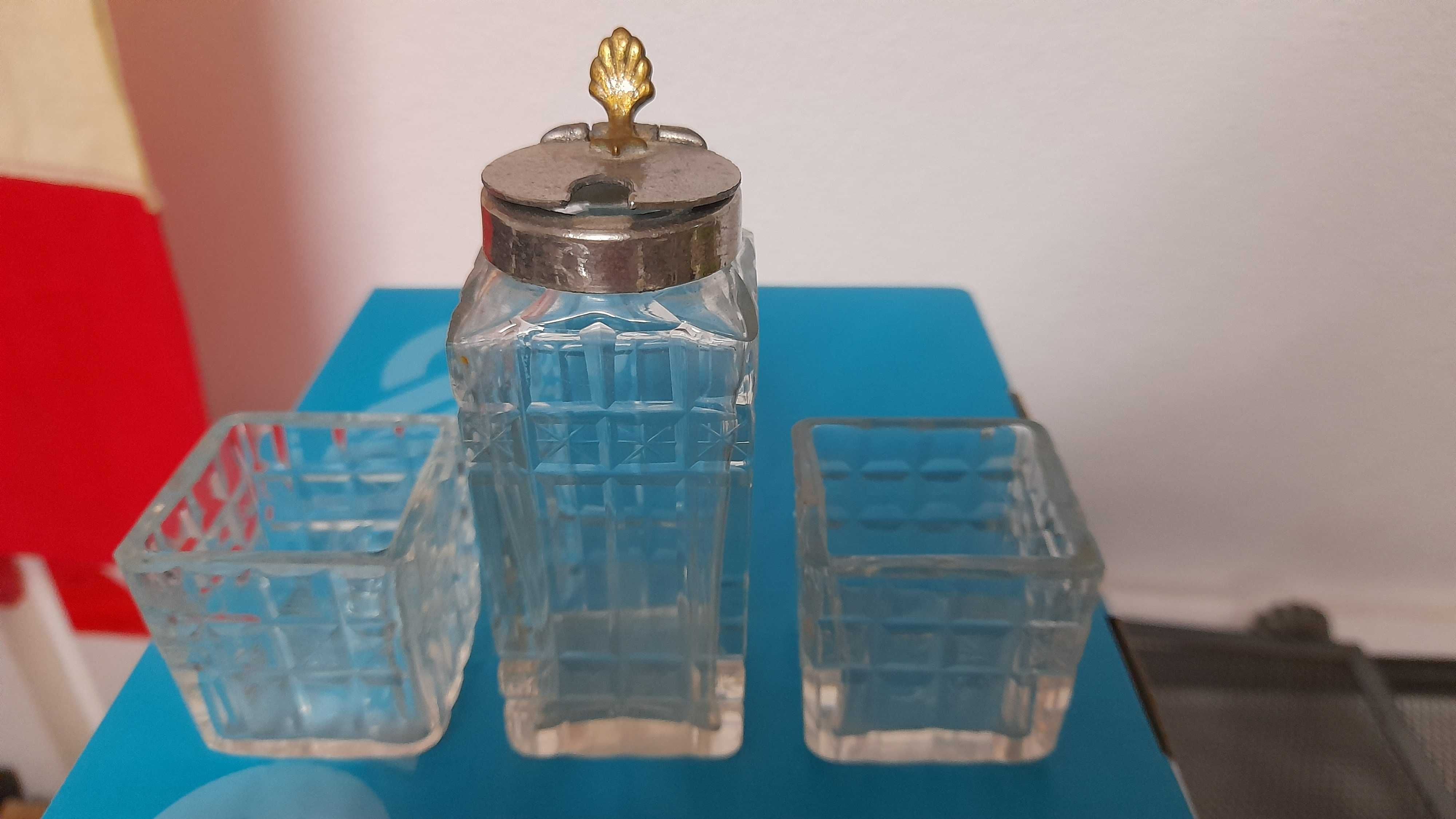 Conjunto de pequenos tinteiros