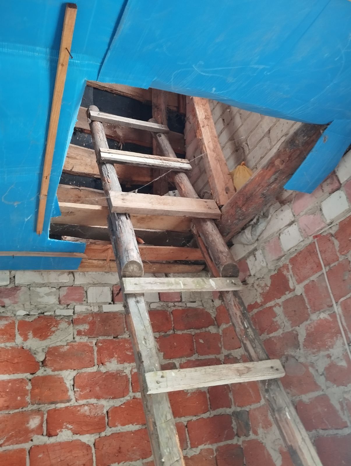 Продам дачу в Березанці .вул.Довга.