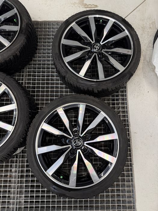 Koła zimowe Toyota Corolla E21 224/40/18