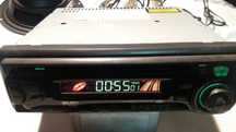 Auto radio digital  com leitor de cd impecavel
