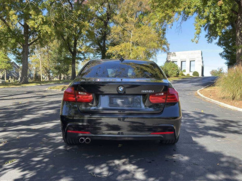 BMW 3 Series 328i      2014