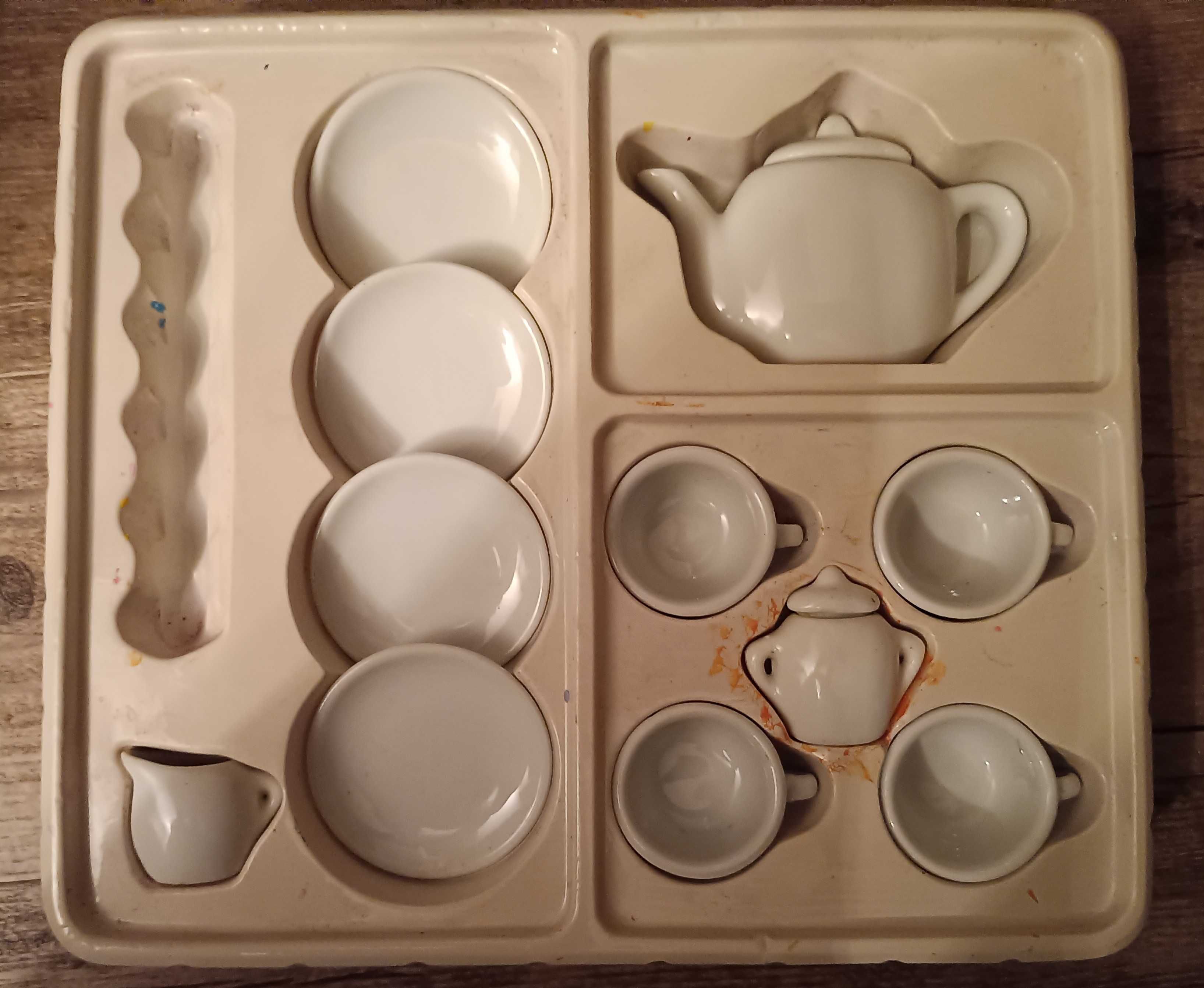 Porcelanowy zestaw herbaciany do malowania tea party