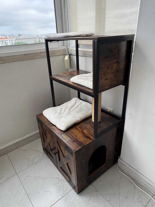 Armário com arrumação com poleiro para gato