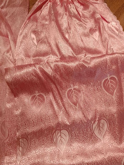 Шторы розовые атлас 4 шт