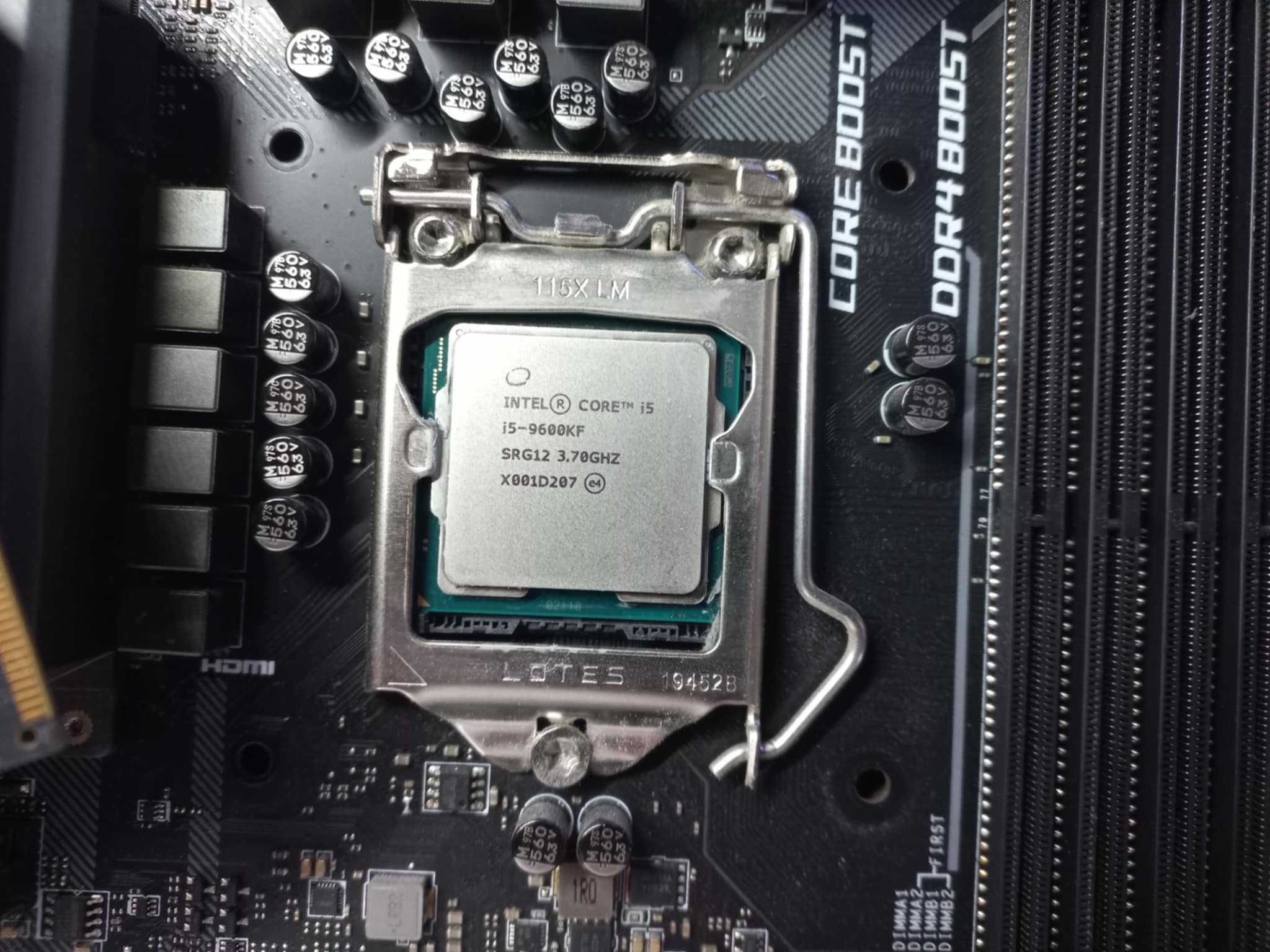 I5 9600KF +MSI MAG Z390 TOMAHAWK + G.SKILL 16GB DDR4 3200MHz+ Fortis 3