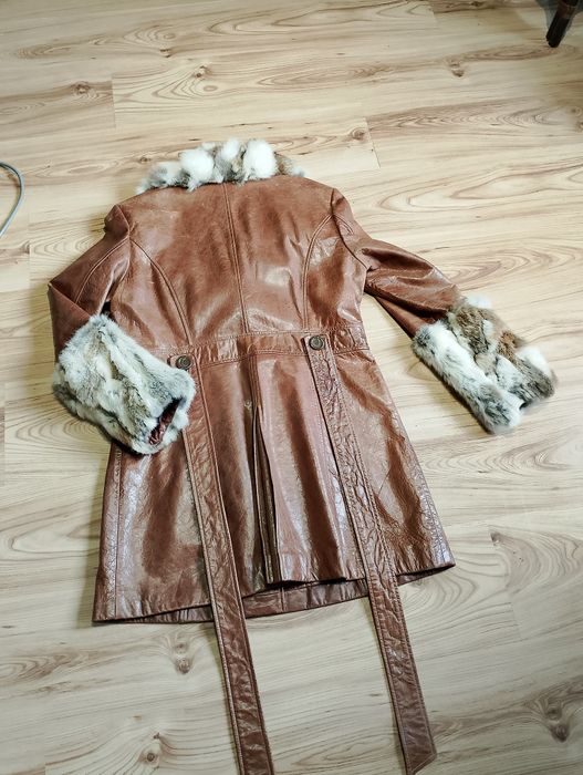 Brązowy Damski Skórzany Płaszcz Guess