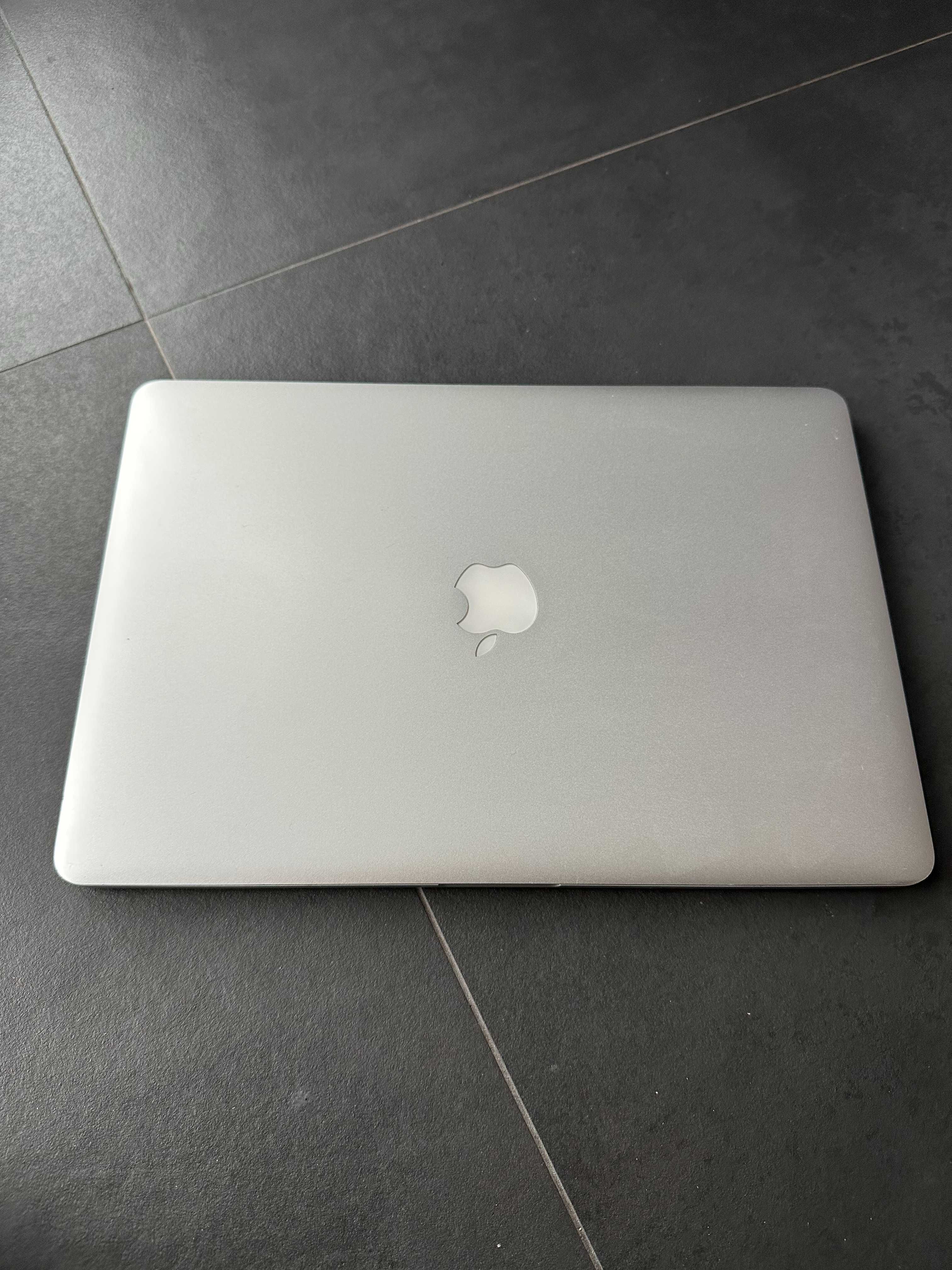 Продам MacBook Pro Late 2013 15" A1398 16RAM 512GB SSD