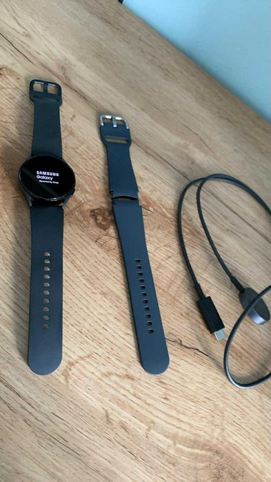 Smartfatch Samsung Galaxy Watch5 Black w bardzo dobrym stanie