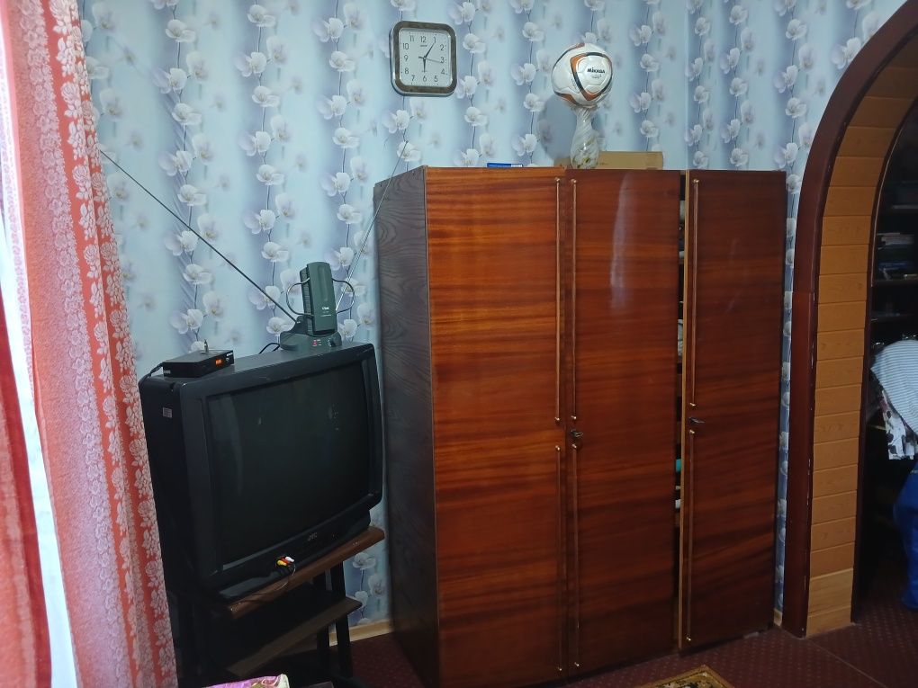 Ціна вже  з комуналкою. 2 кімнати
