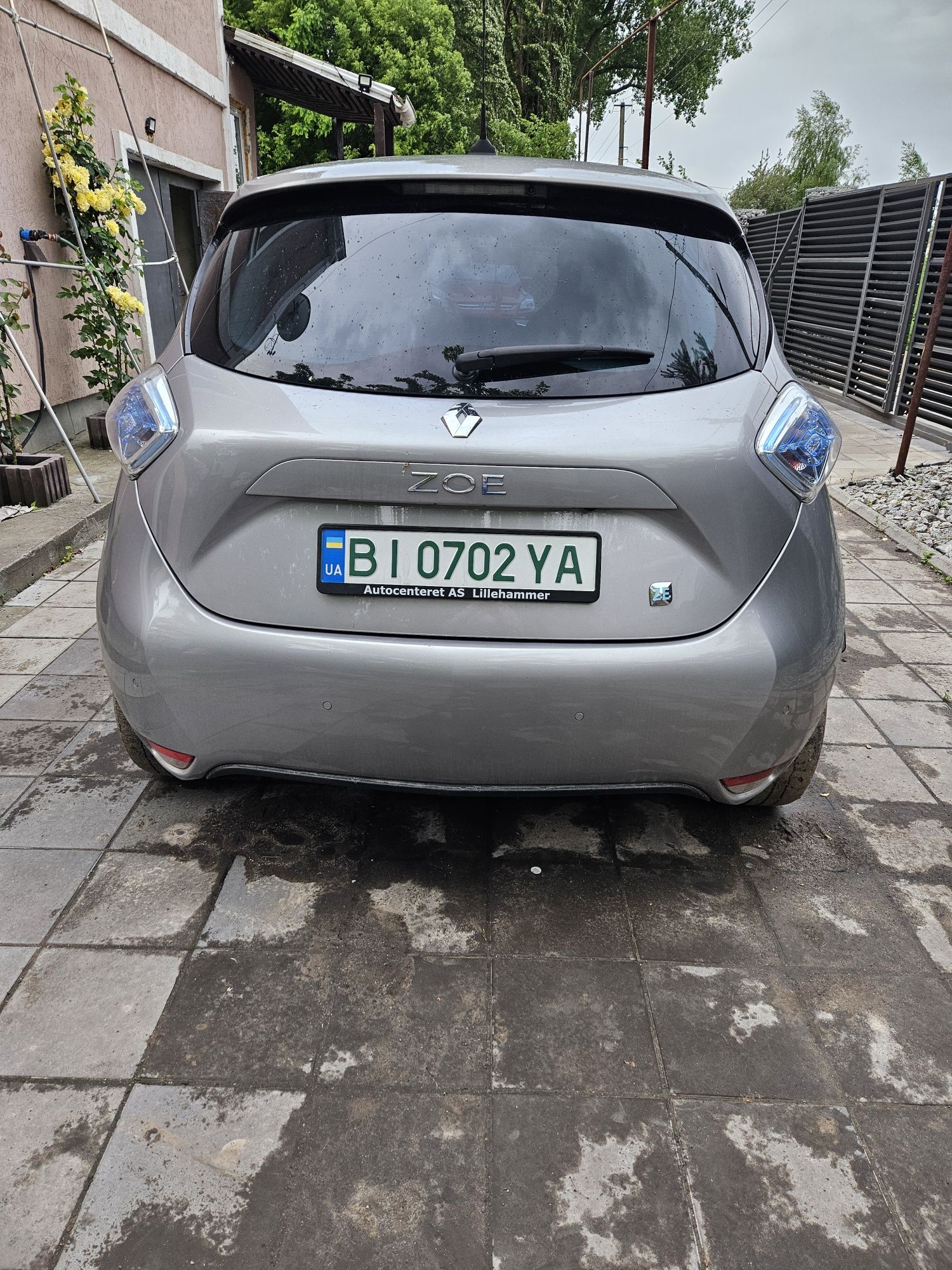 Продам свою Renault Zoe