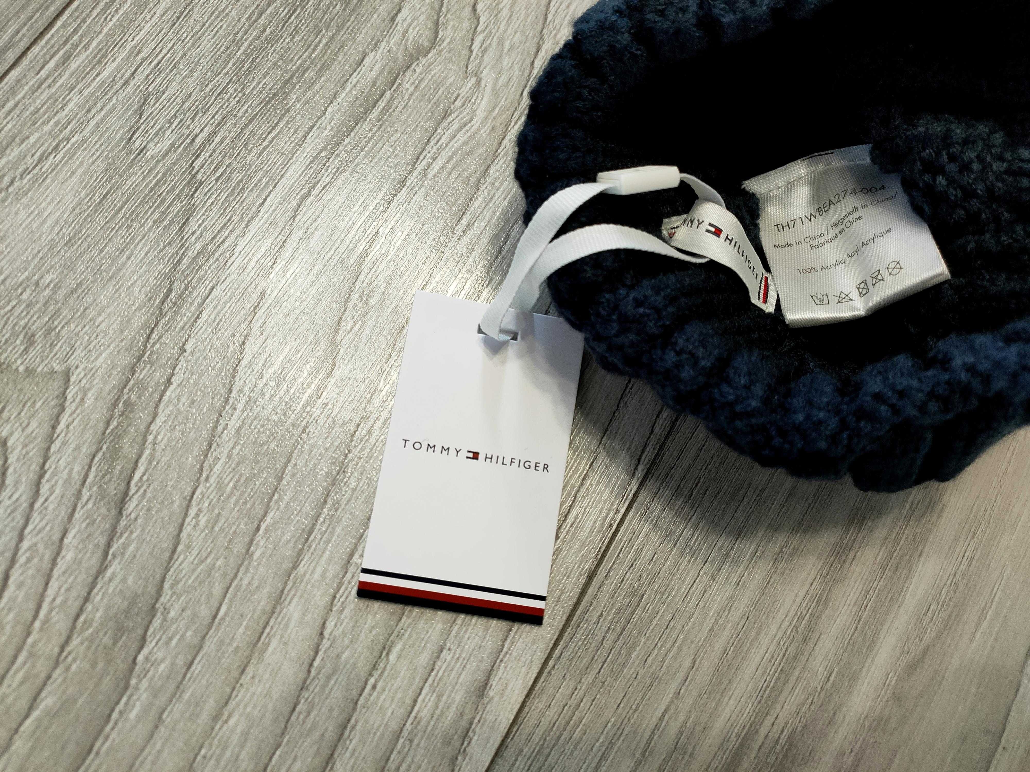TOMMYHILFIGER Czapka  z pomponem damska Equestrian Tommy Hilfiger koni