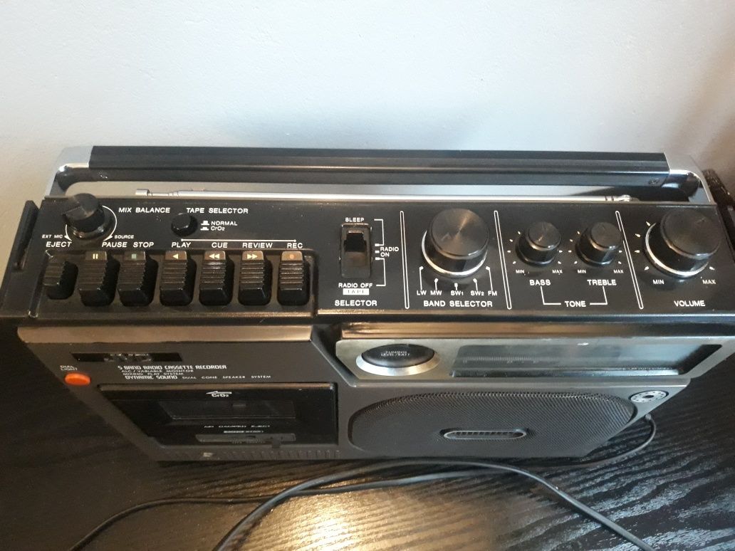 Sprzedam radiomagnetofon JVC