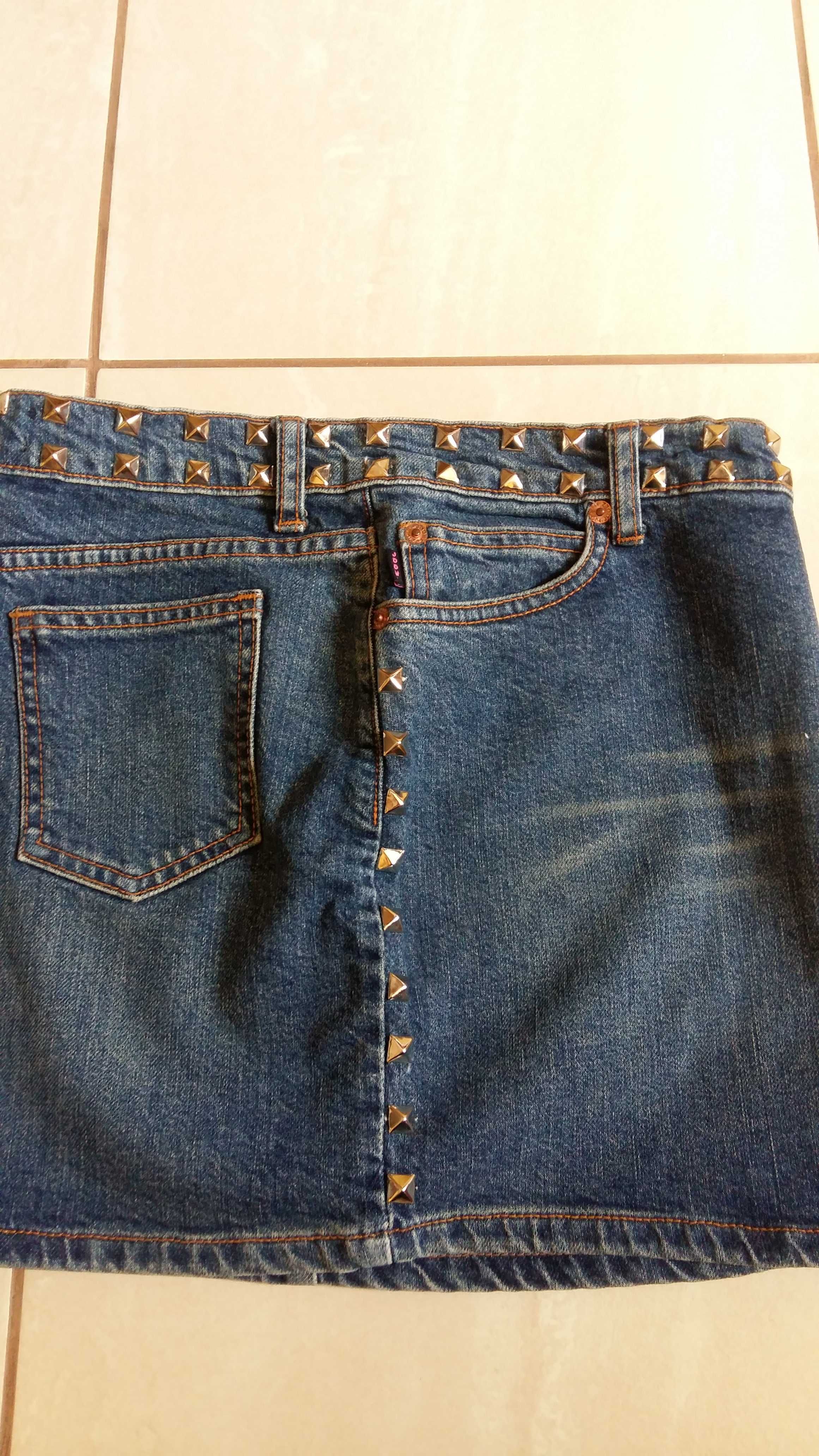 Spódniczka mini jeansowa z ćwiekami r. XS/34