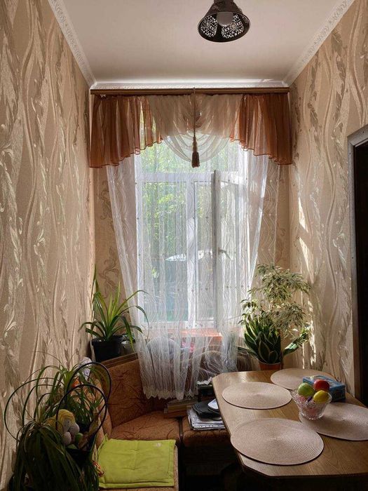 Продаж частини будинку на вул. Князів Коріатовичів