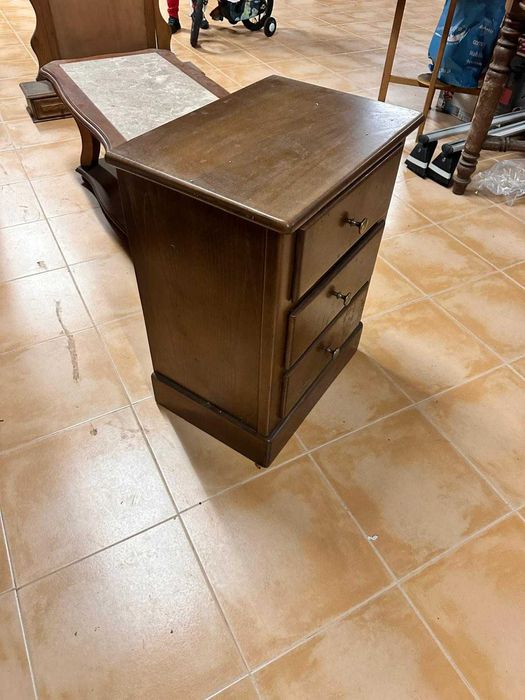 mesinha de cabeceira