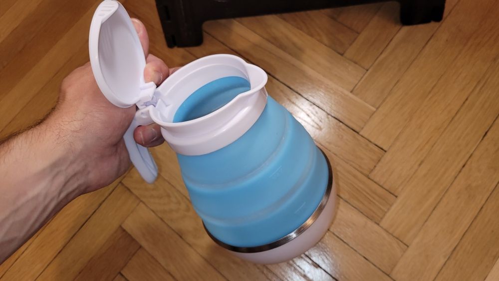 Czajnik turystyczny składany 600W
