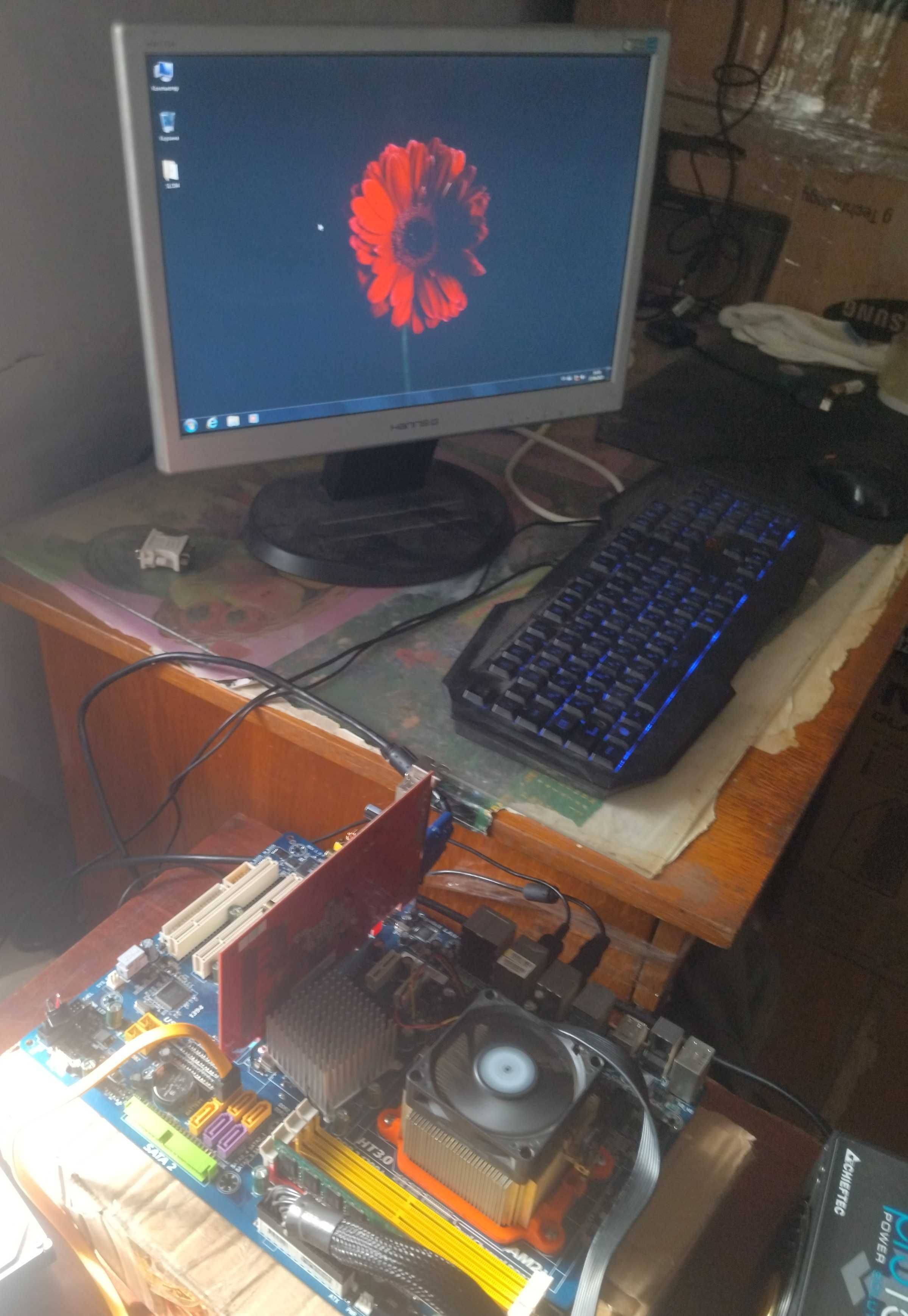 Gigabyte Ga-M720-US3