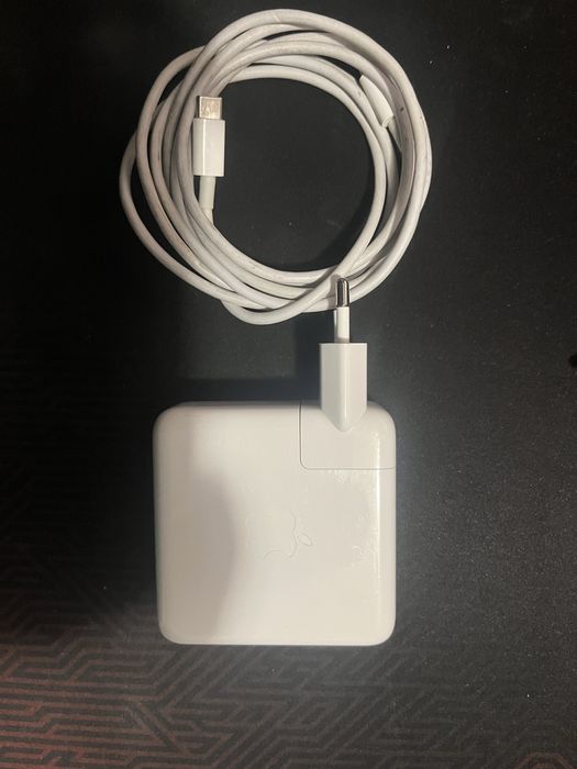 Macbook 2018 13” i5-8259U 520GB