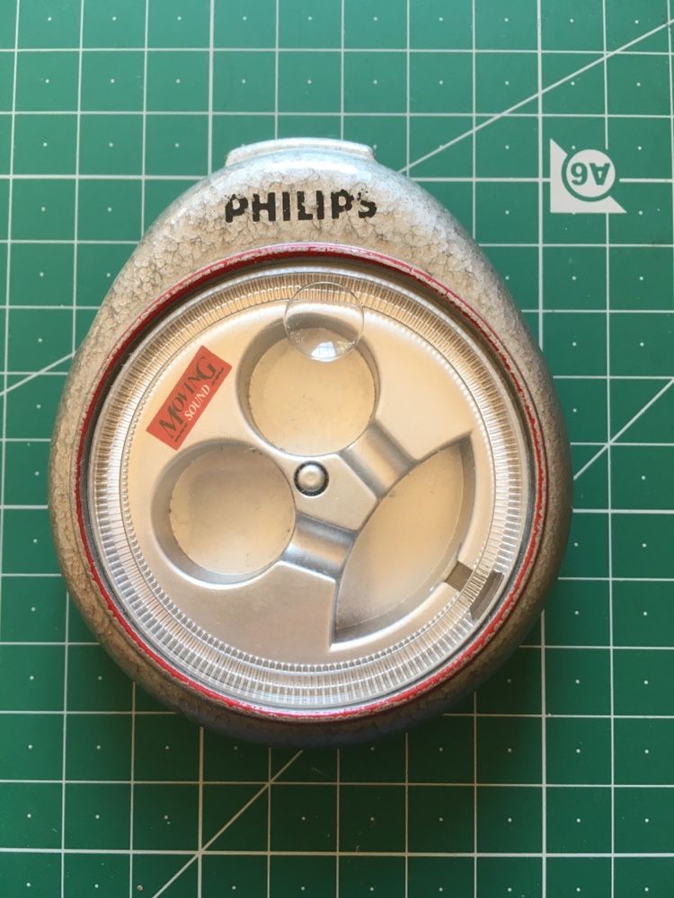 Headphones caixa Philips Moving Sound