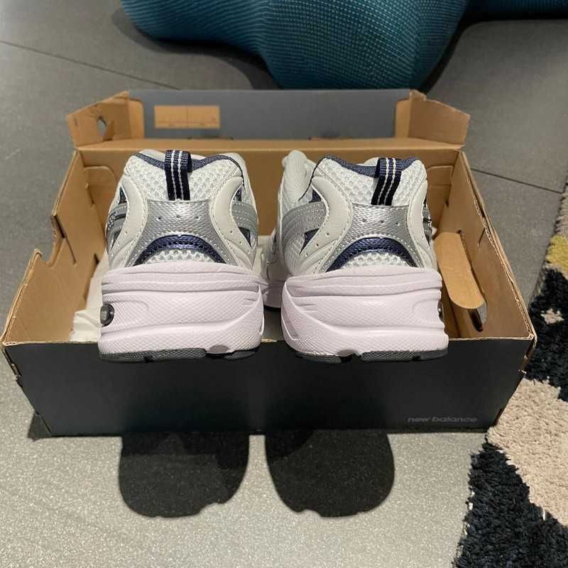 New Balance530_White Sneakersy Damskie_Moda Urocze 43